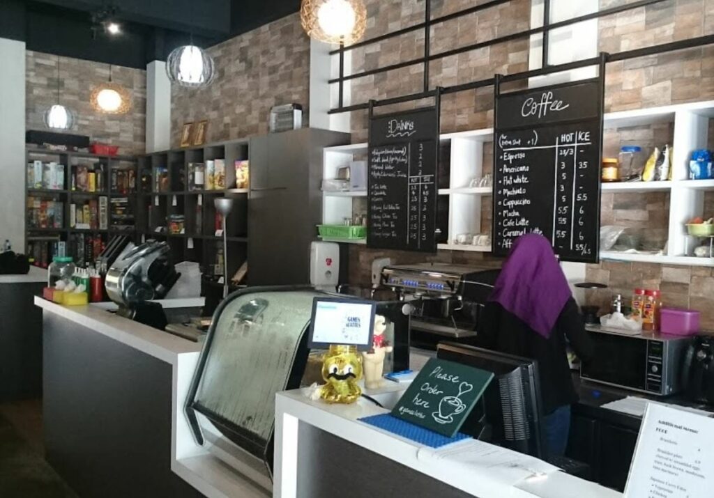 Games & Lattes - Photo 3